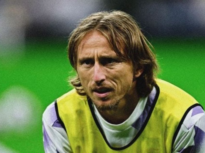 Modric nuk e pranon “kushtin” e Realit për rinovim të kontratës