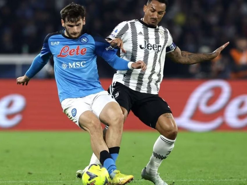 Publikohen formacionet e Juventus - Napoli