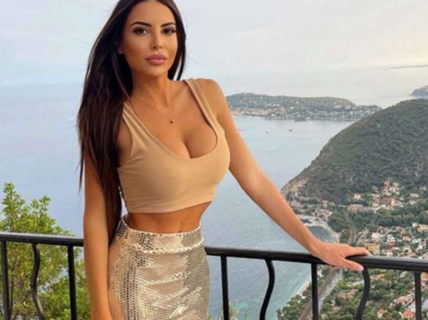 Imazhe sensuale nga Montecarlo, Marialuisa Jacobelli në versionin enigmatike: Ndjenjat dhe sytë nuk gënjejnë