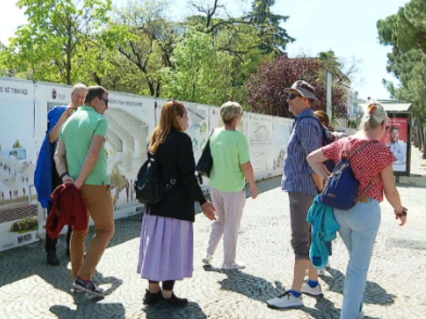 Turistët kërkojnë cilësi/ Rritet numri i pushuesve, në tre muaj erdhën 1 milionë persona