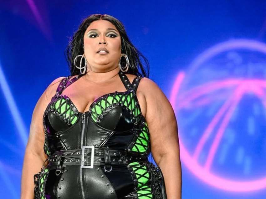 Lizzo reagon për herë të parë pas skandalit të abuzimit me ish-balerinët