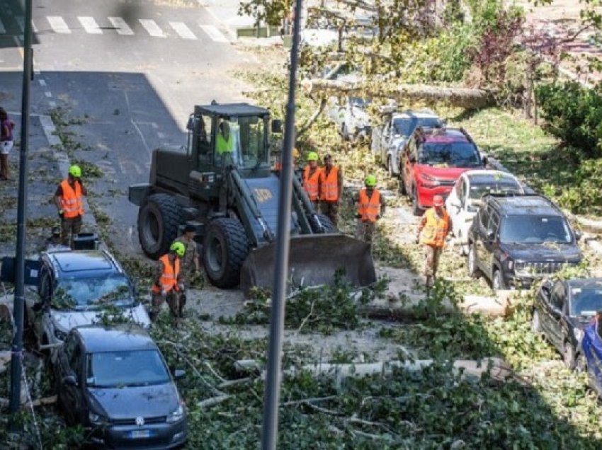 Milano mbyll parqet pas paralajmërimeve për stuhi