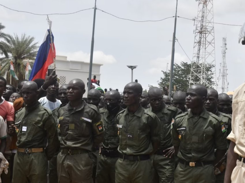 Junta e Nigerit i kërkon ndihmë Wagner-it rus për ta mbajtur pushtetin