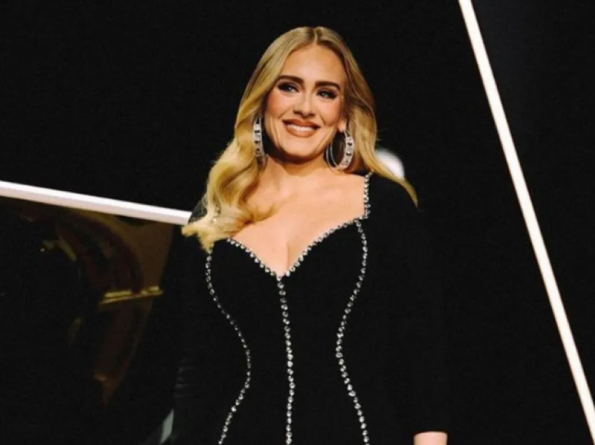 Adele qan para dhe pas çdo koncerti