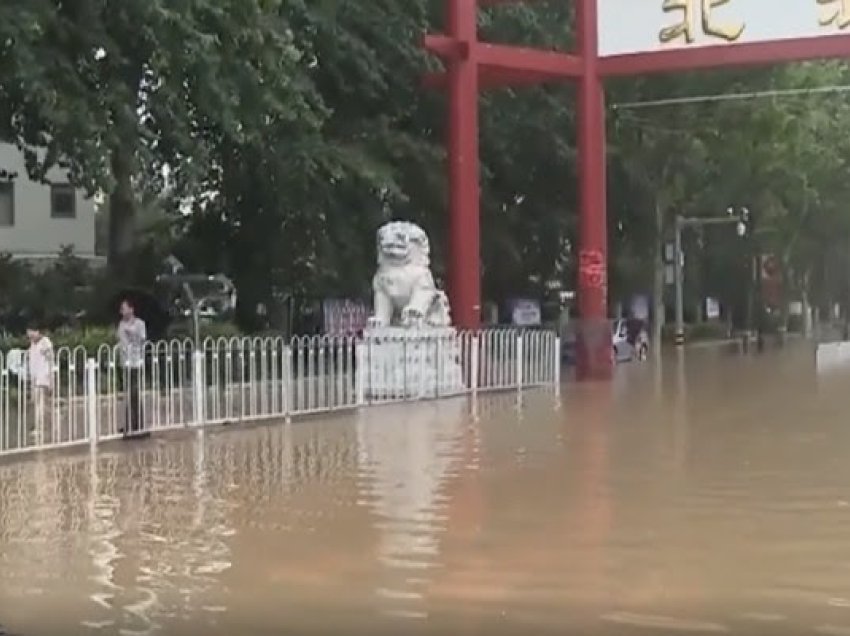 Edhe gjashtë persona humbën jetën nga shirat masive në Kinë