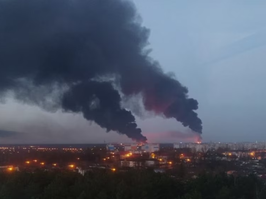 Dy të vrarë nga granatimet ukrainase në një rajon të Rusisë, sipas zyrtarëve rusë