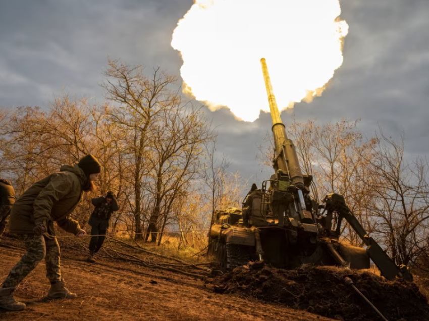 LIVE: Ukraina shkatërron tankun rus Terminator, derisa një grua e moshuar e vritet nga granatimet në Kharkiv