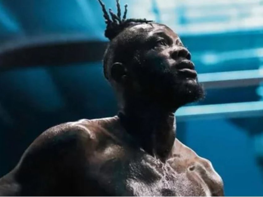 Wilder reagon pasi Joshua fiton me nokaut ndaj Helenius