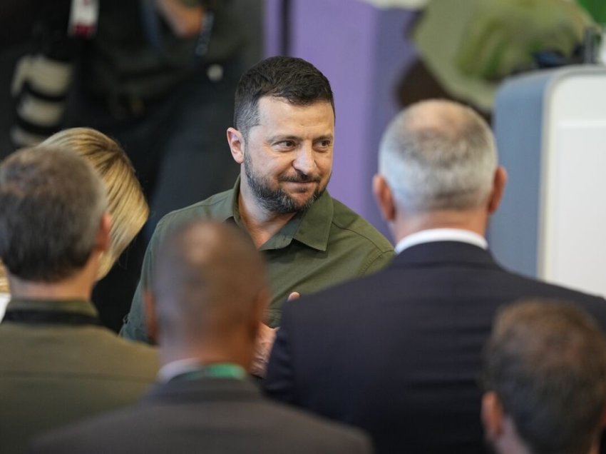 Zelenskyy i drejtohet parlamentit danez