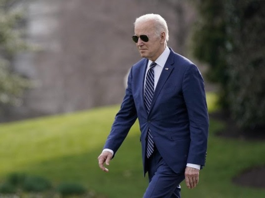 ​Biden informohet për rrëzimin e avionit në Rusi