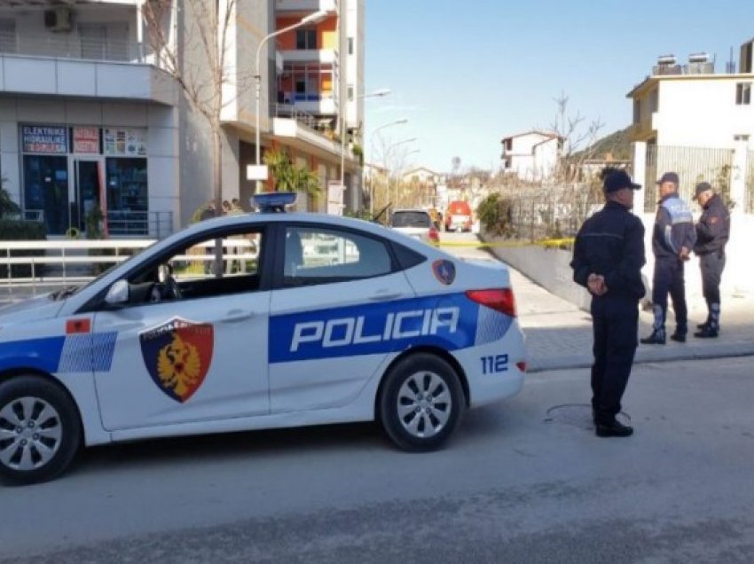 U kap duke transportuar emigrantë dhe s’iu bind policisë, pranga 18-vjeçarit