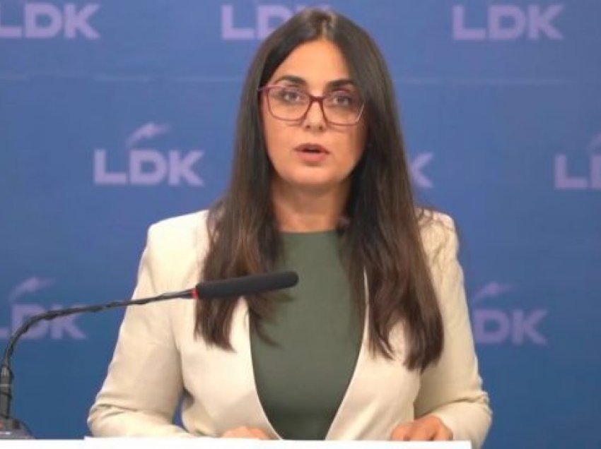 Lushaku-Sadriu flet për “rrugën e re” të LDK-së, Gashi: Tingëlloni si parti që s’keni qenë kurrë në pushtet