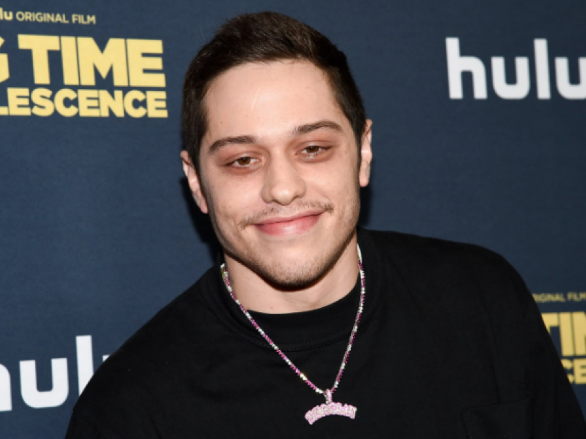 Pete Davidson po përdor ketaminë për të trajtuar depresionin