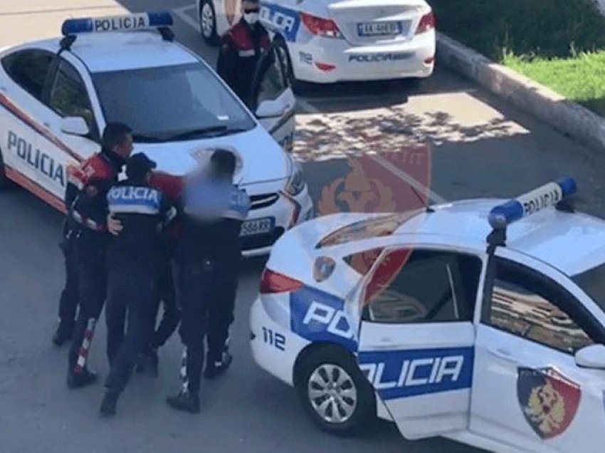 Ndihmoi autorin e një atentati të largohej, arrestohet 23-vjeçari