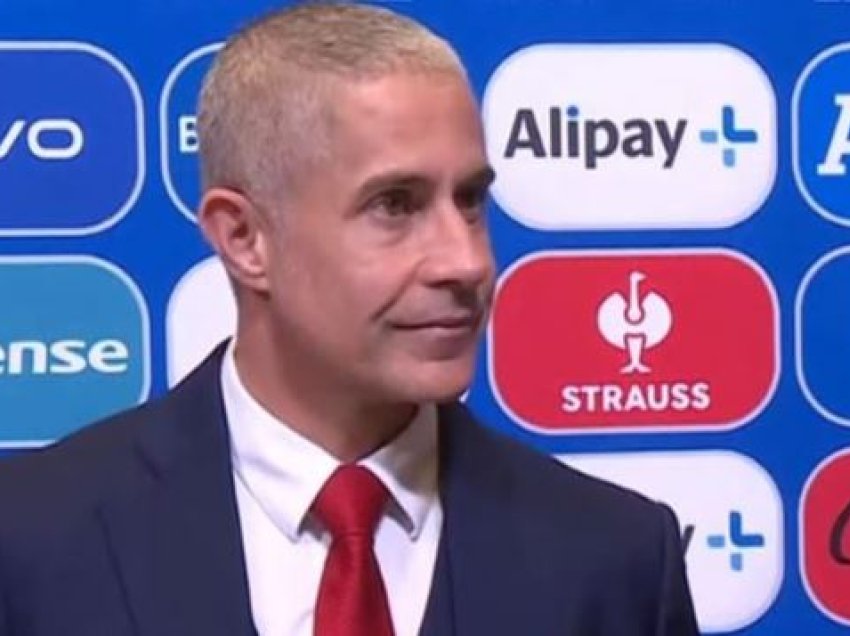 Sylvinho i emocionuar pas shortit