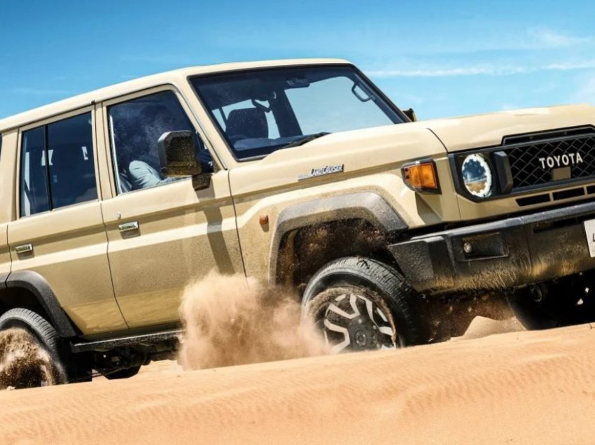 Seria 70 Land Cruiser e Toyota-s rikthehet në treg në Japoni