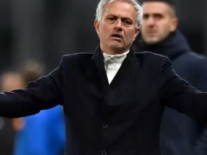 Mourinho nuk tërhiqet asnjë centimetër