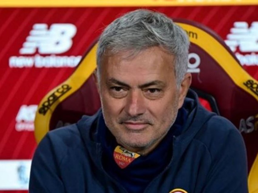 Mourinho: I falenderoj tifozët por duhet të mbështesin ekipin