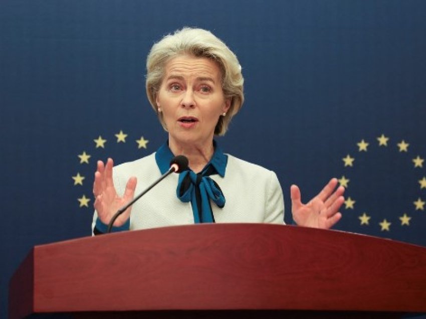 Von der Leyen: Ne duhet të mbështesim Ukrainën për aq kohë sa duhet