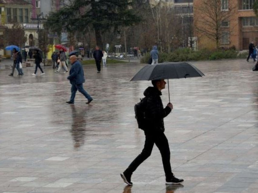 Shi dhe borë gjatë fundjavës, rikthehet i ftohti javën e ardhshme