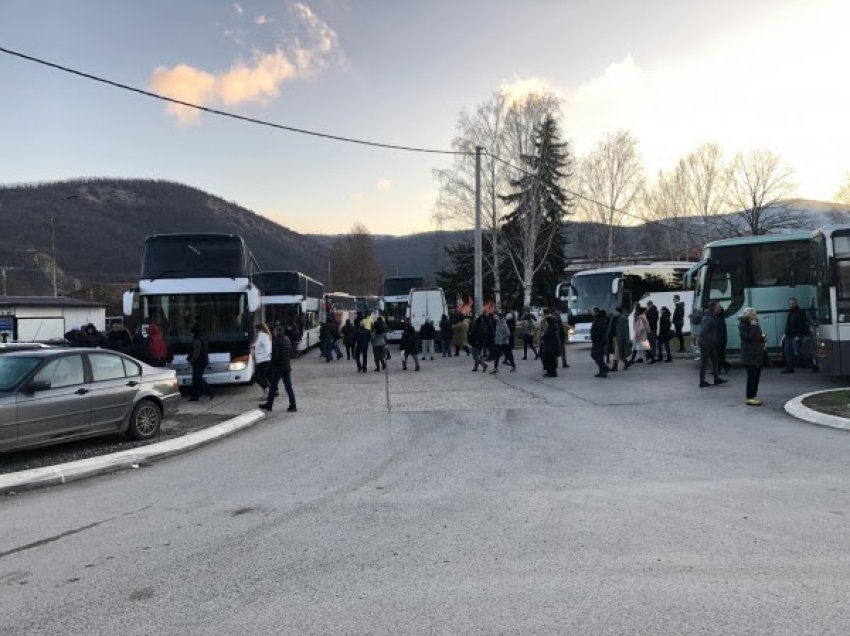 Zbulohet shuma, ja sa para ua premtoi Vuçiqi serbëve të Kosovës për të votuar për të