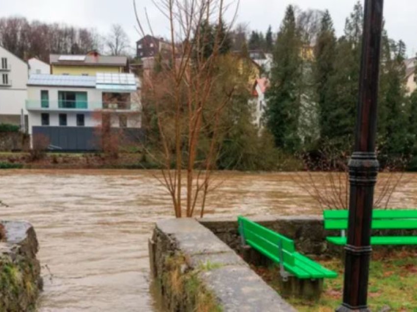 Përmbytje masive në Gjermani, evakuohen qindra banorë