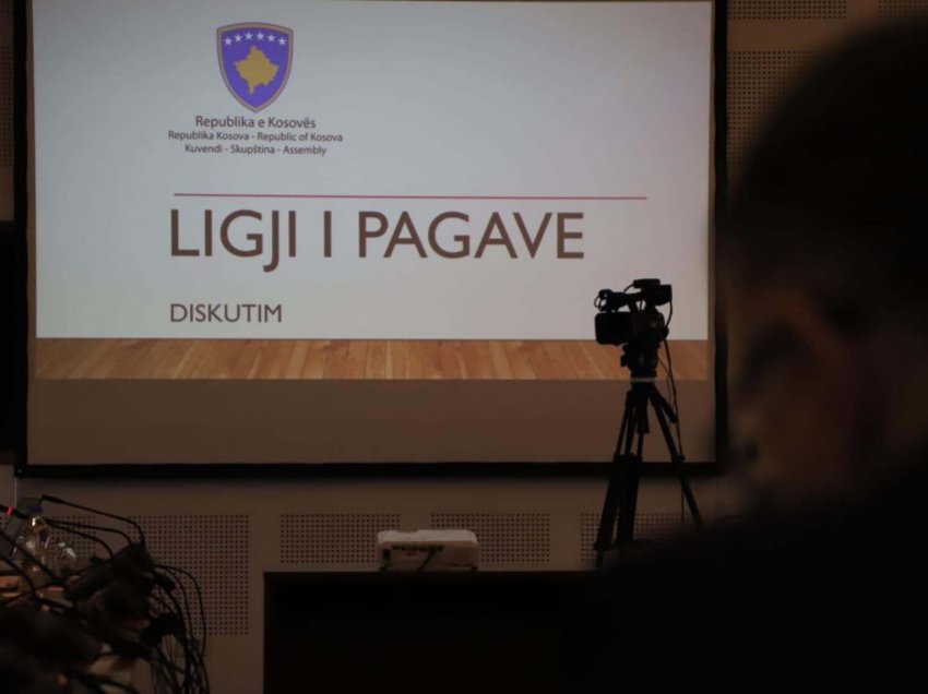 Rrëzimi i pjesshëm i Ligjit të Pagave nga Kushtetuesja, reagojnë partitë opozitare