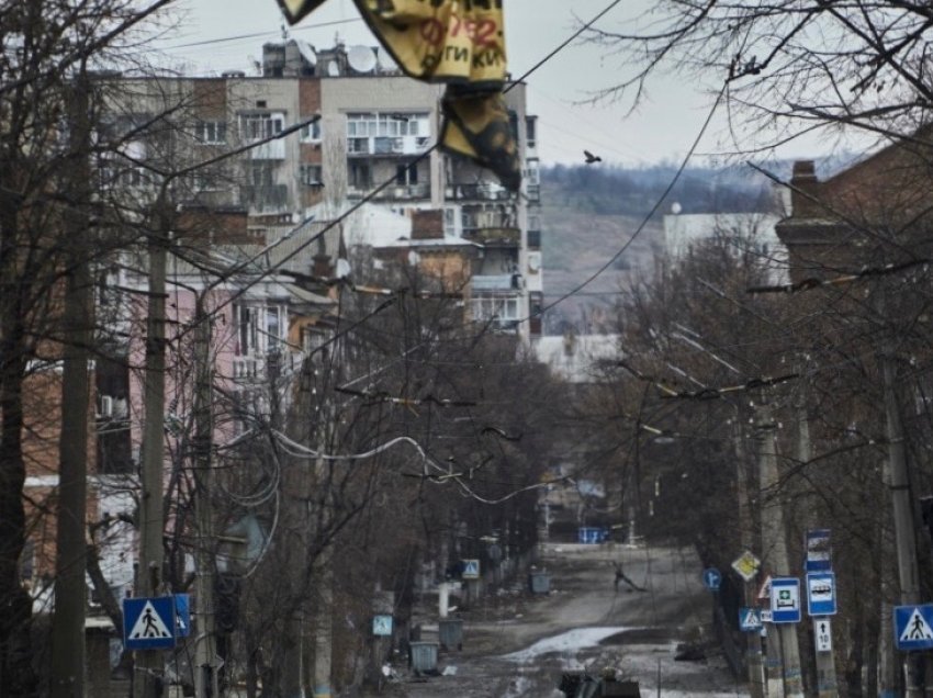 Zyrtarët: SHBA do t'i dërgojë Ukrainës bomba me rreze më të gjatë veprimi