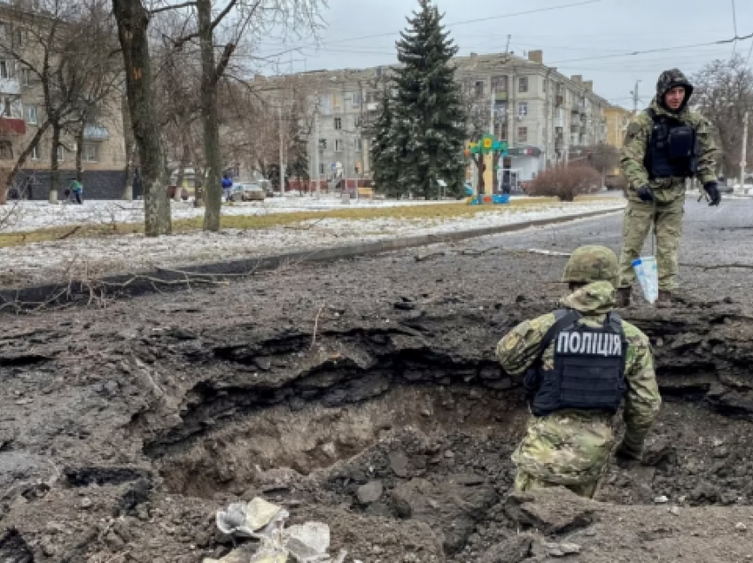 Rusia po i vazhdon sulmet në disa drejtime në Donjeck