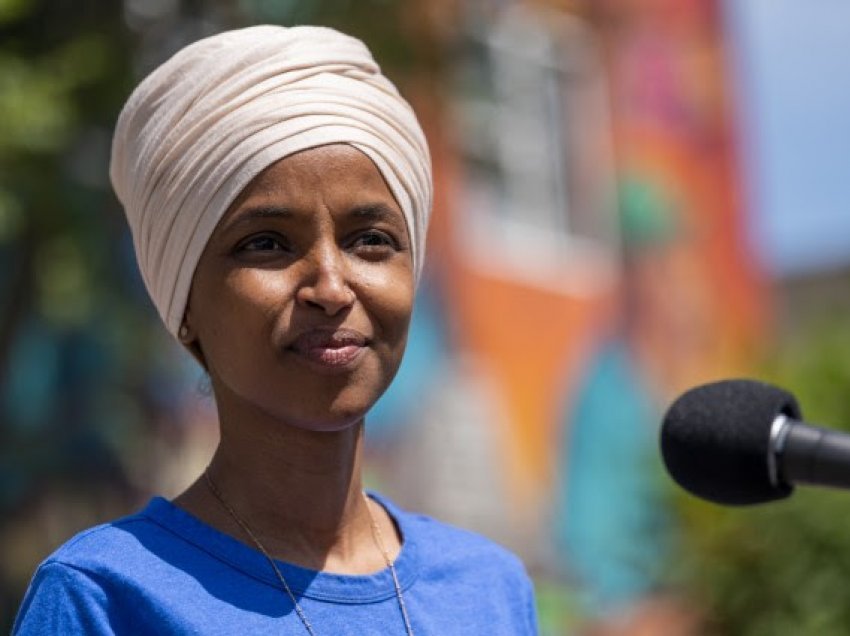 Dhoma e Përfaqësuesve përjashton demokraten Ilhan Omar