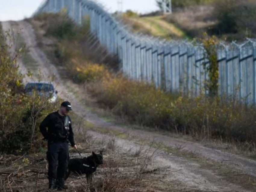 Bullgaria akuzohet për keqtrajtim të migrantëve