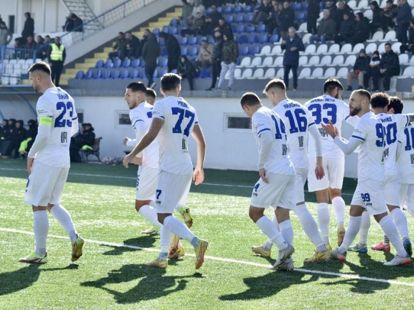 Llapi dhe Ballkani në epërsi, nuk ka gola në Gjilan