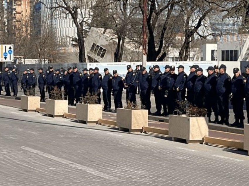 Protesta e opozitës, policia shqiptare e përgatitur për çdo skenar