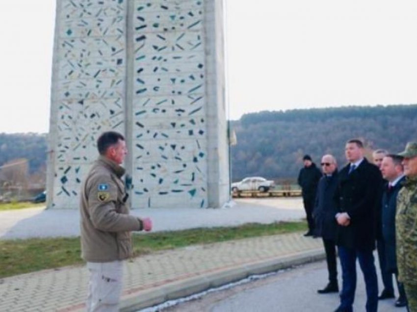 Mehaj priti në takim homolugun malazez, flasin për situatën e sigurisë