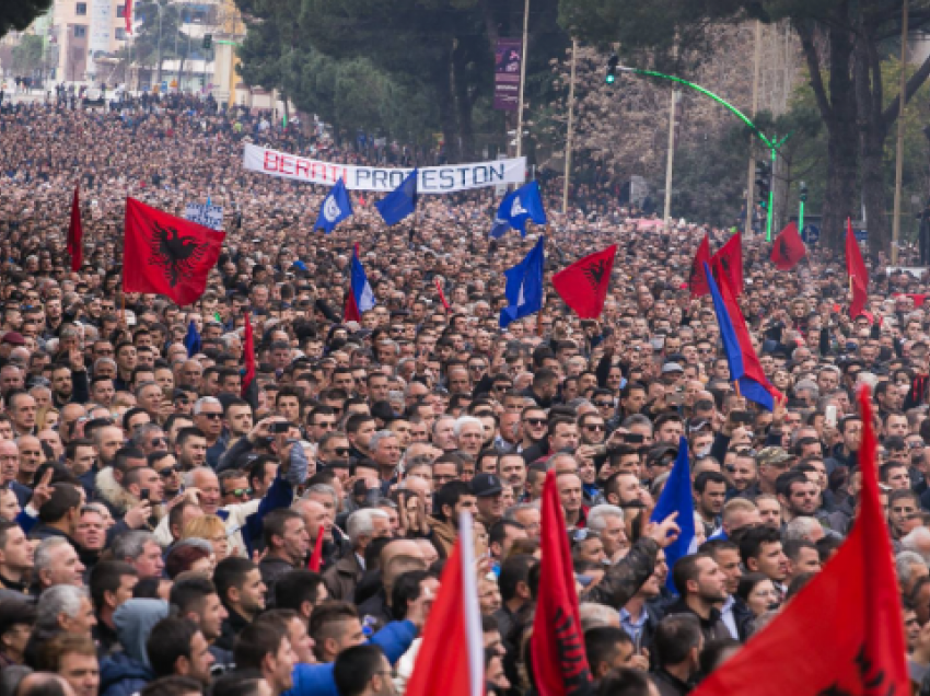 “Uragani po vjen”, Blushi për protestën: Rama është absolutisht i pashpresë!