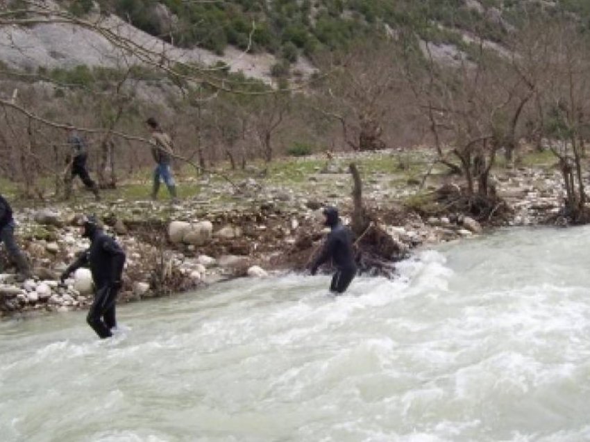 Gjendet në përrua kufoma e një burri në Tiranë