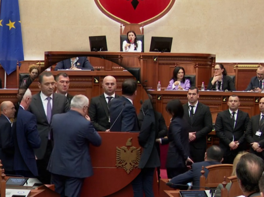 Tensionohet situata, deputetët demokratë fryjnë bilbilat në Kuvend