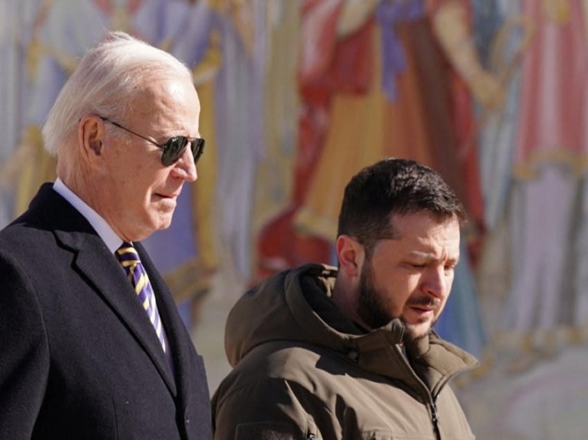 Biden në vizitë të paparalajmëruar në Kiev 