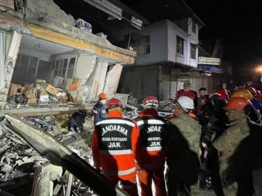 Gjashtë persona të vdekur nga tërmeti në Hatay të Turqisë