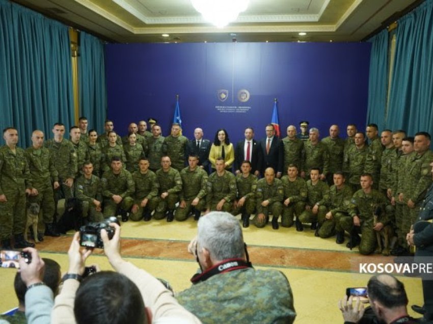 Flet kapiteni i FSK-së që mori pjesë në kërkim shpëtim në Turqi