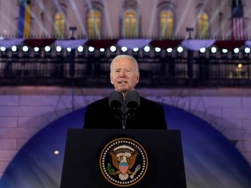 Biden përballë Putinit: Dy fjalime, dy botë