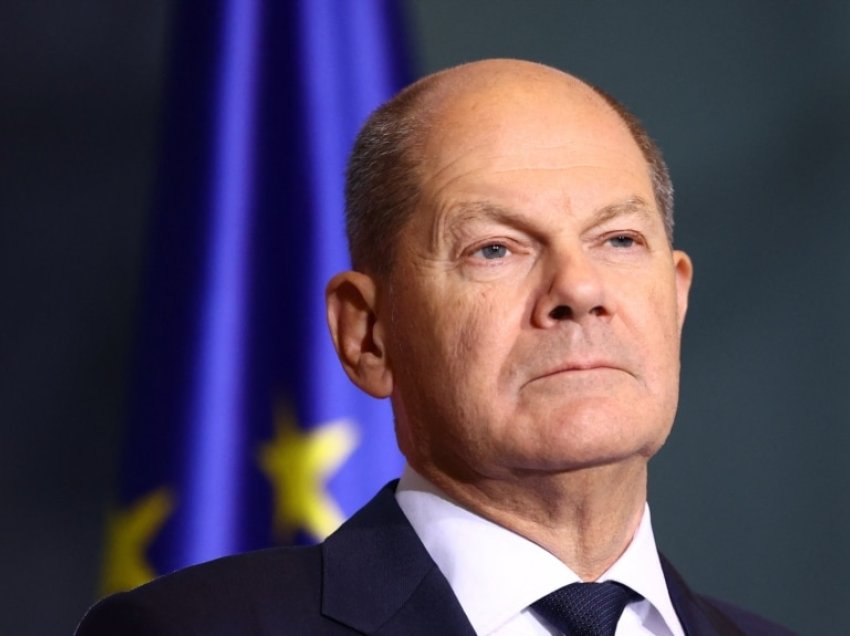 Scholz: Kërkesa e Ukrainës për avionë luftarakë aktualisht nuk ka kuptim