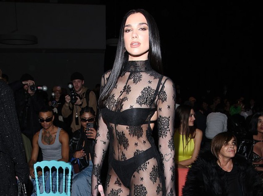 Dua Lipa me paraqitje provokuese në Javën e Modës në Milano