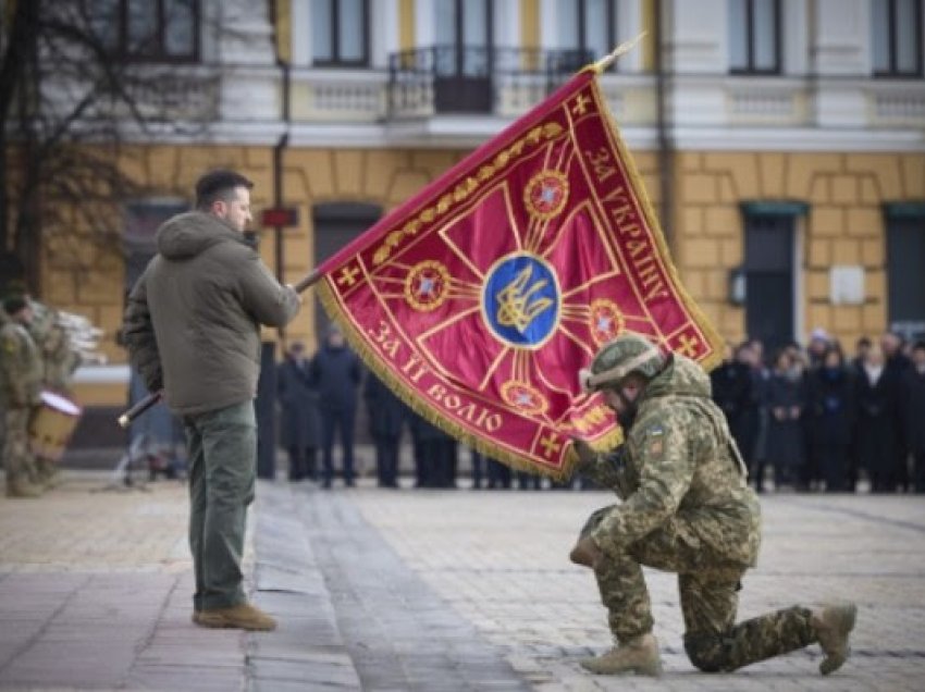 ​Ukraina shënon përvjetorin e agresionit rus, Zelensky: Jemi të pathyeshëm 