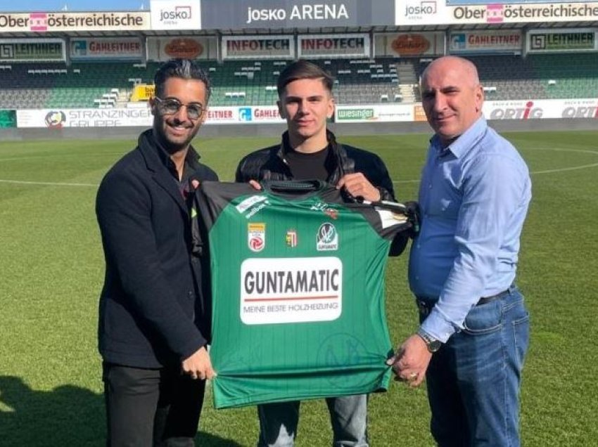 Aliji nënshkruan kontratë profesionale me SV Ried-i! 