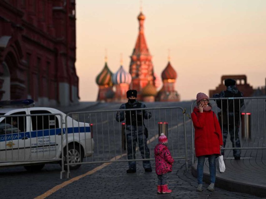 Rusia kërkon të kriminalizojë 'rusofobinë'