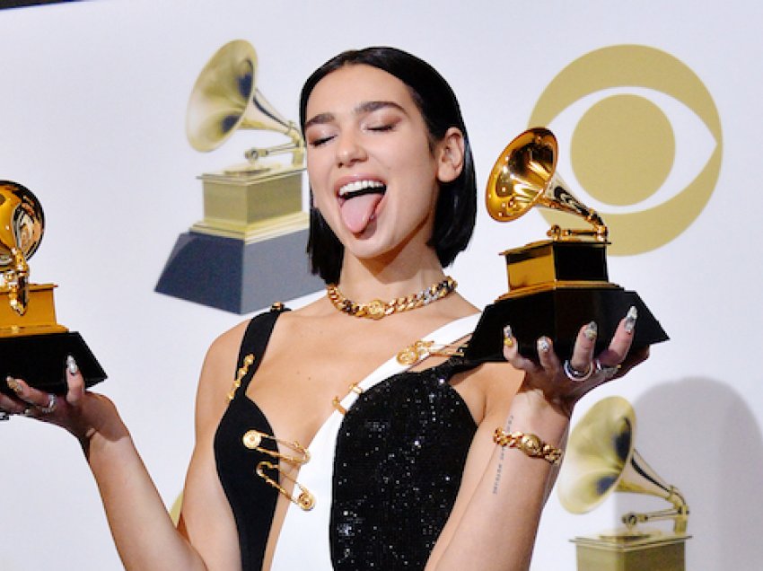 Shqiptaret e trofeve – çmimet ndërkombëtare që Rita Ora, Dua Lipa, Bebe Rexha e Ava Max arritën të fitonin gjatë vitit 2022