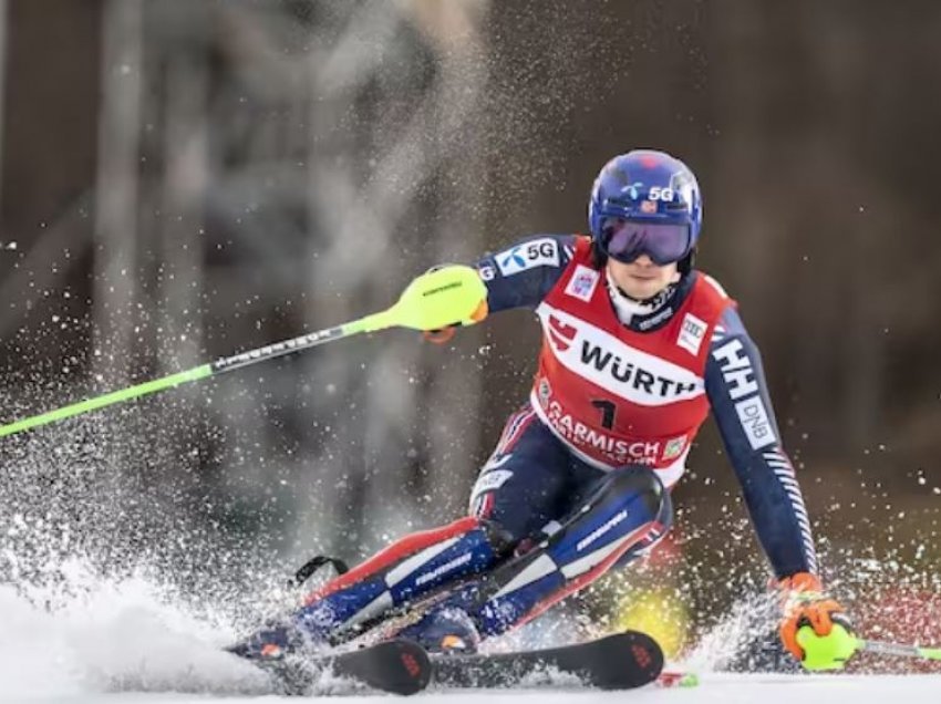 Kristoffersen triumfon në sllallom 