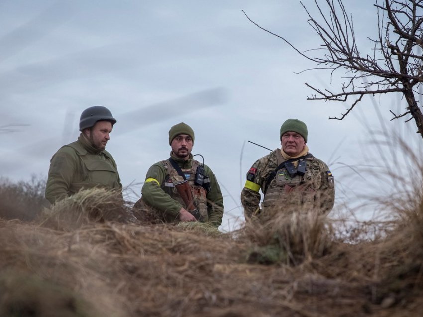 Trupat ukrainase në vijën e frontit në rajonin Kherson