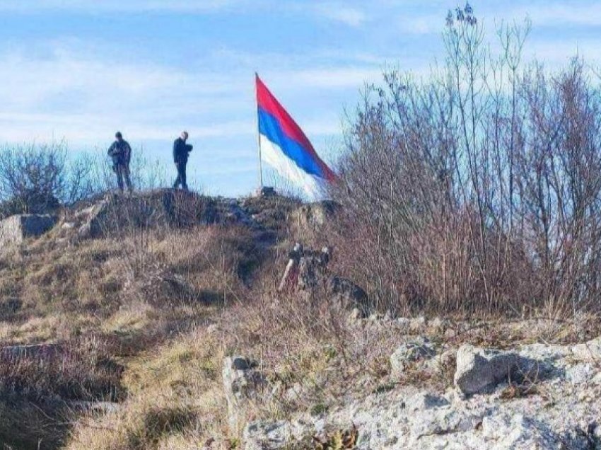 Serbët në veri ‘befasohen’ me dy policë të Kosovës dhe një dron që sillej në Kalanë e Zveçanit